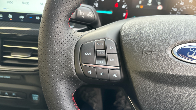 Ford Focus 1.0 EcoBoost Hybrid mHEV 155 ST-Line 5dr Auto Petrol Estate